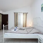 Apartment Apartments By The Sea Pirovac, Sibenik - 6447 Pirovac