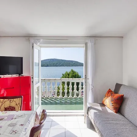 Appartement By The Sea Pirovac, Sibenik - 6447