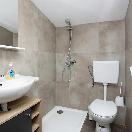 Appartement By The Sea Pirovac, Sibenik - 6447