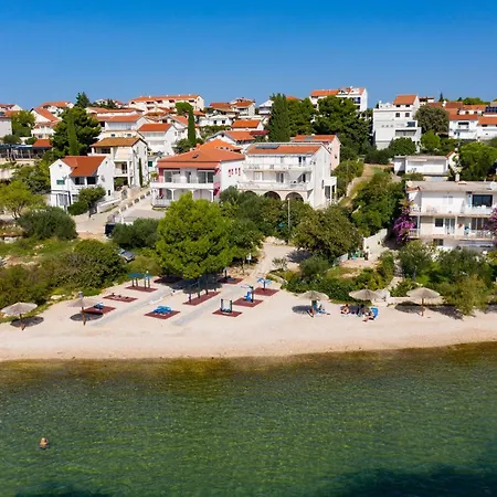 Apartments By The Sea Pirovac, Sibenik - 6447 Apartment *