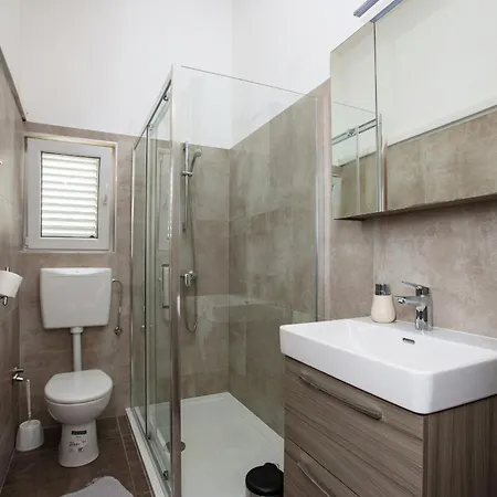 By The Sea Pirovac, Sibenik - 6447 Pirovac