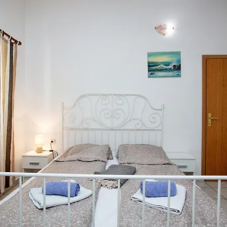 Apartments By The Sea Pirovac, Sibenik - 6447