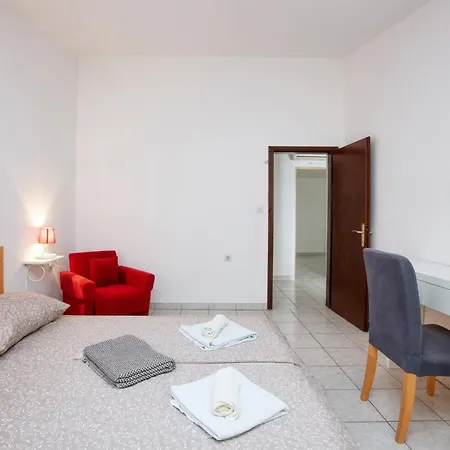 Apartments By The Sea Pirovac, Sibenik - 6447 Apartment *