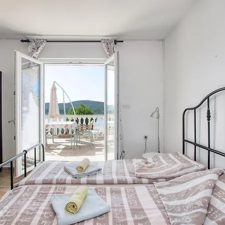 Apartments By The Sea Pirovac, Sibenik - 6447 Apartment Pirovac