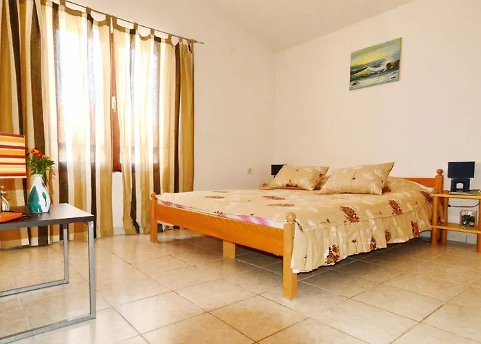 By The Sea Pirovac, Sibenik - 6447 アパート *