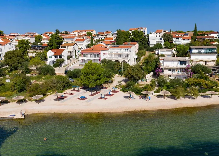 By The Sea Pirovac, Sibenik - 6447 アパート *