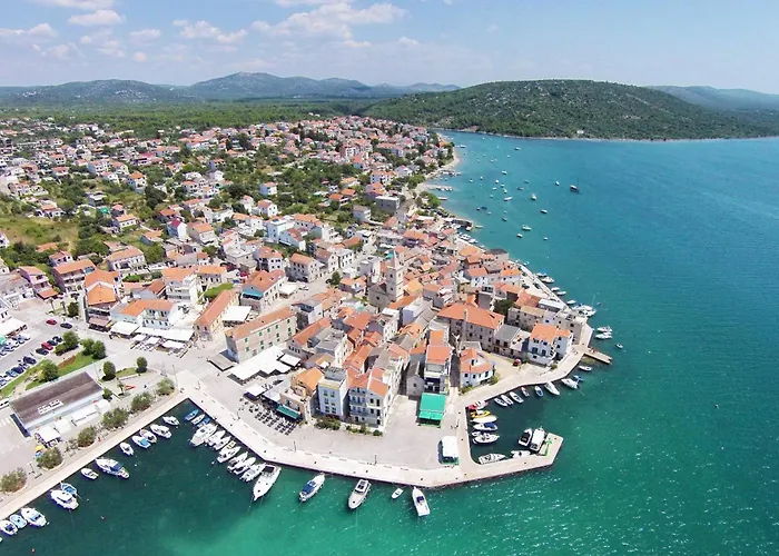 By The Sea Pirovac, Sibenik - 6447 ピロヴァッツ